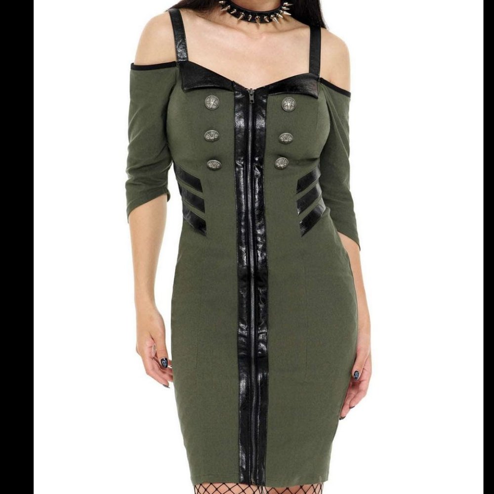 Stylish Green and Black Off-Shoulder Dress